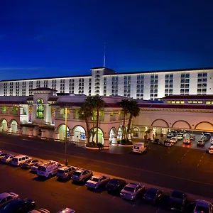https://gold-coast-hotel-and-casino.las-vegashotels.net